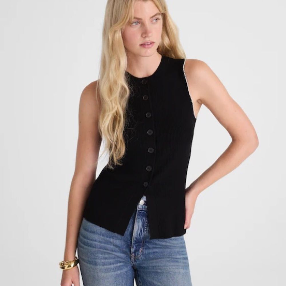 Madewell | Button-Front Sweater Vest in Merino-Blend Size M NWT